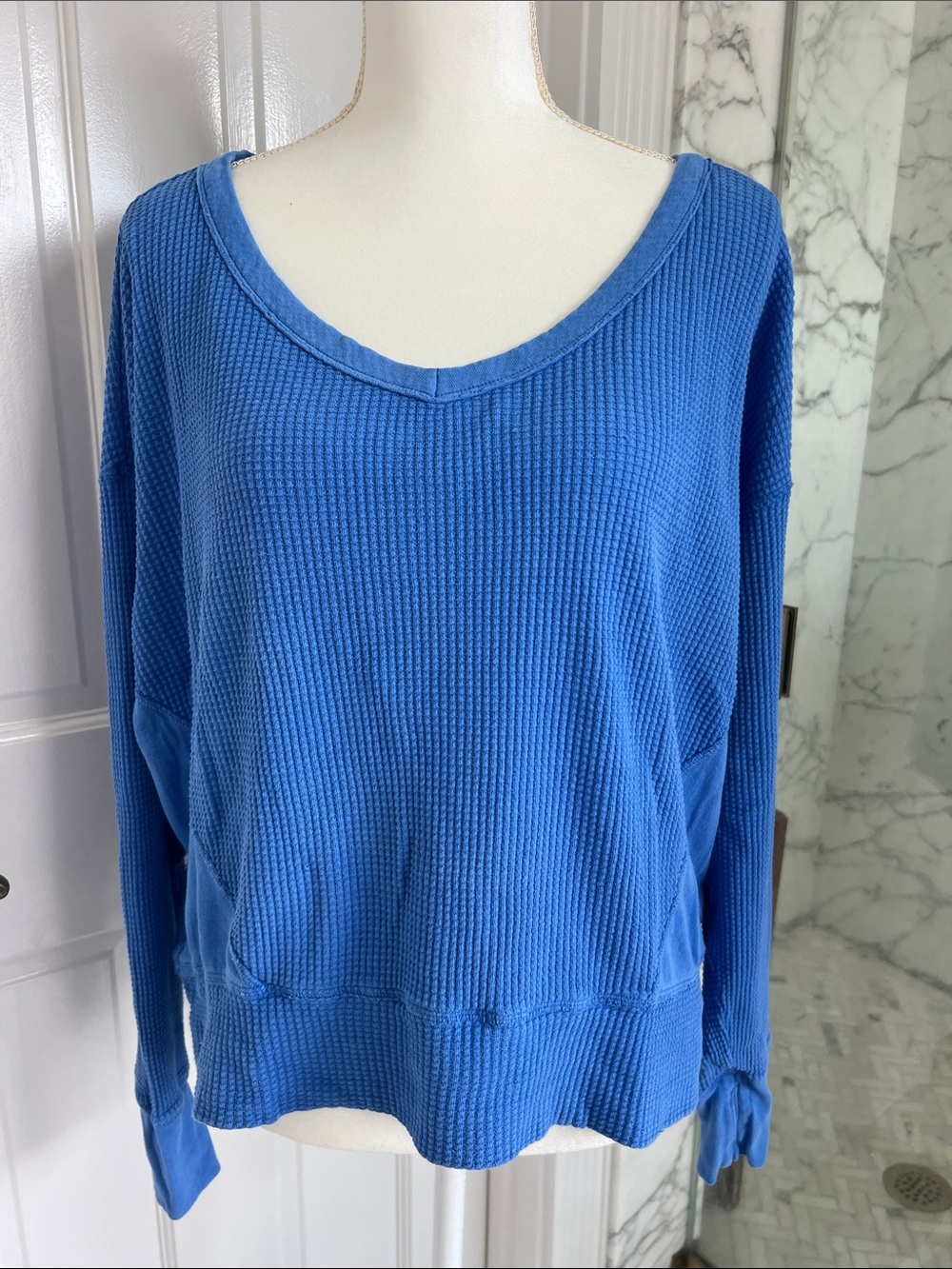 Offline by Aerie Blue Waffle Knit V-Neck Pullover XS